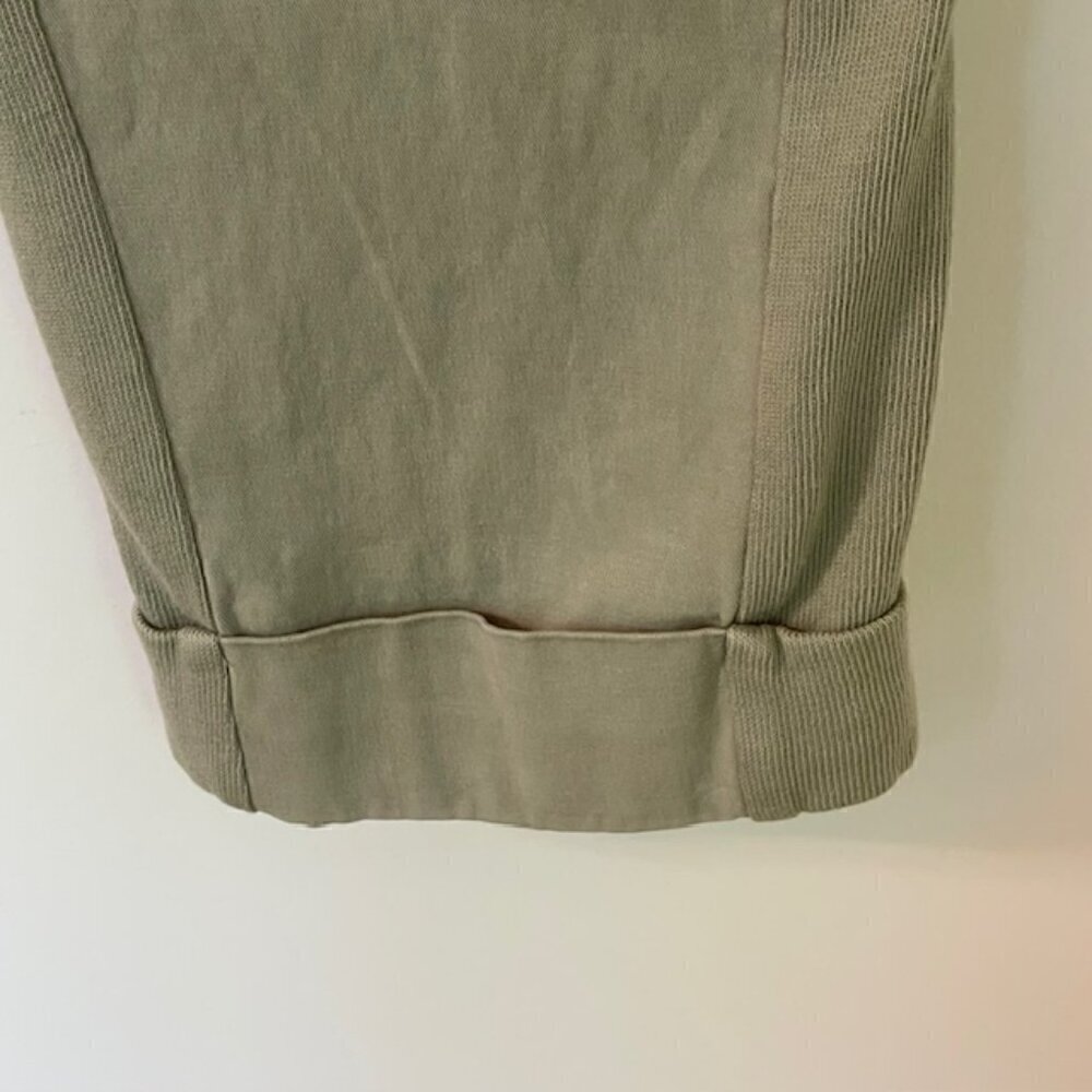 ALICE + OLIVIA High Rise Sage Green Flowy Twill Tapered Pants NWT Small - Picture 6 of 9